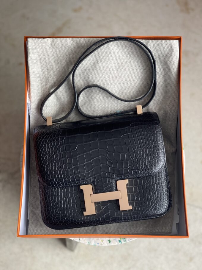 NEVER BEEN USED C24 Black Alli Matte RGHW C